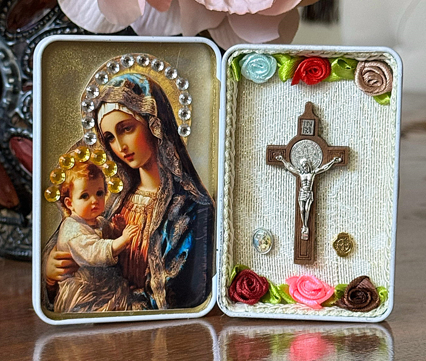 Portable Unique Design Shrine Sacred Mary Jesus Heart