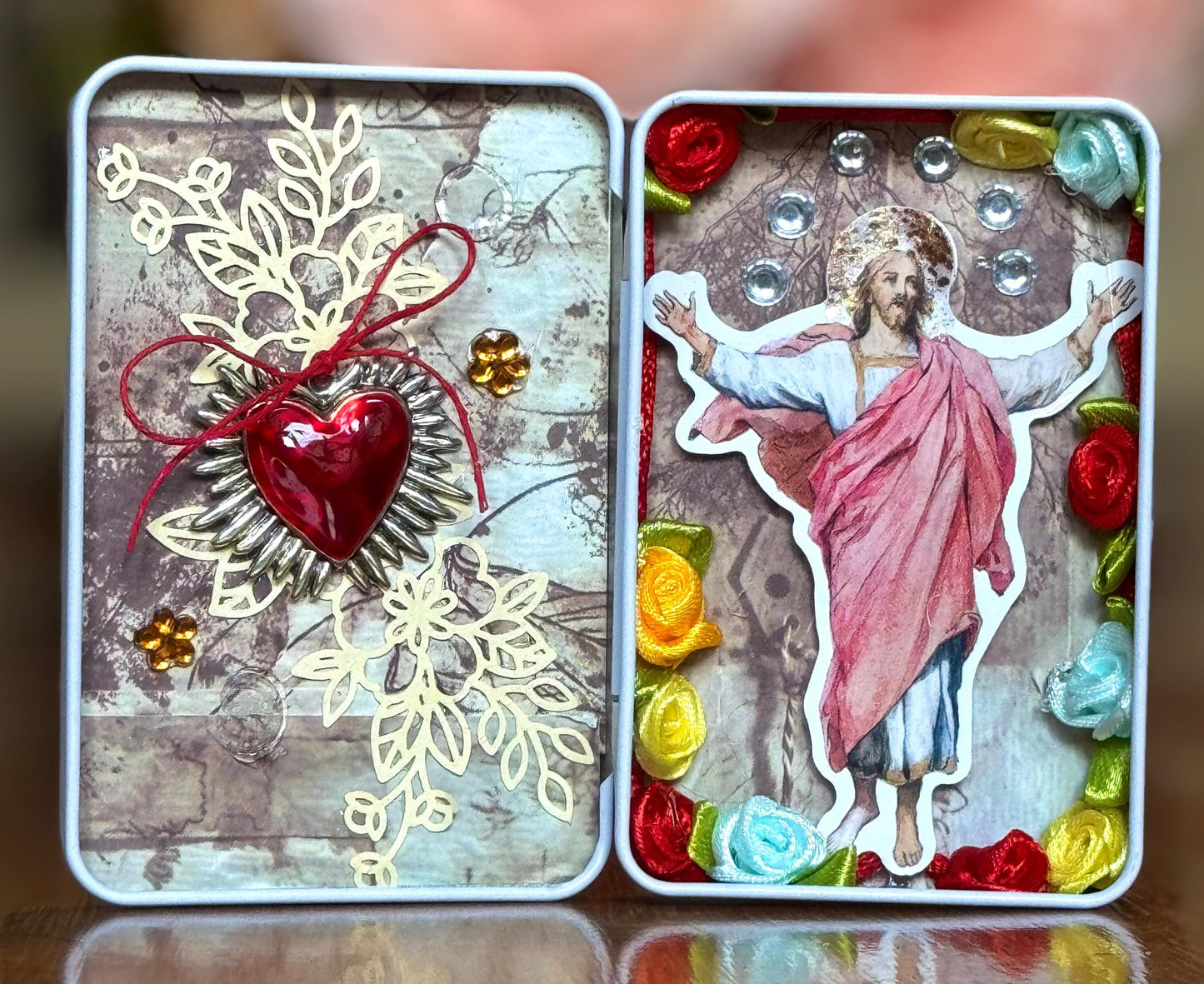 Portable Unique Design Shrine Jesus Heart