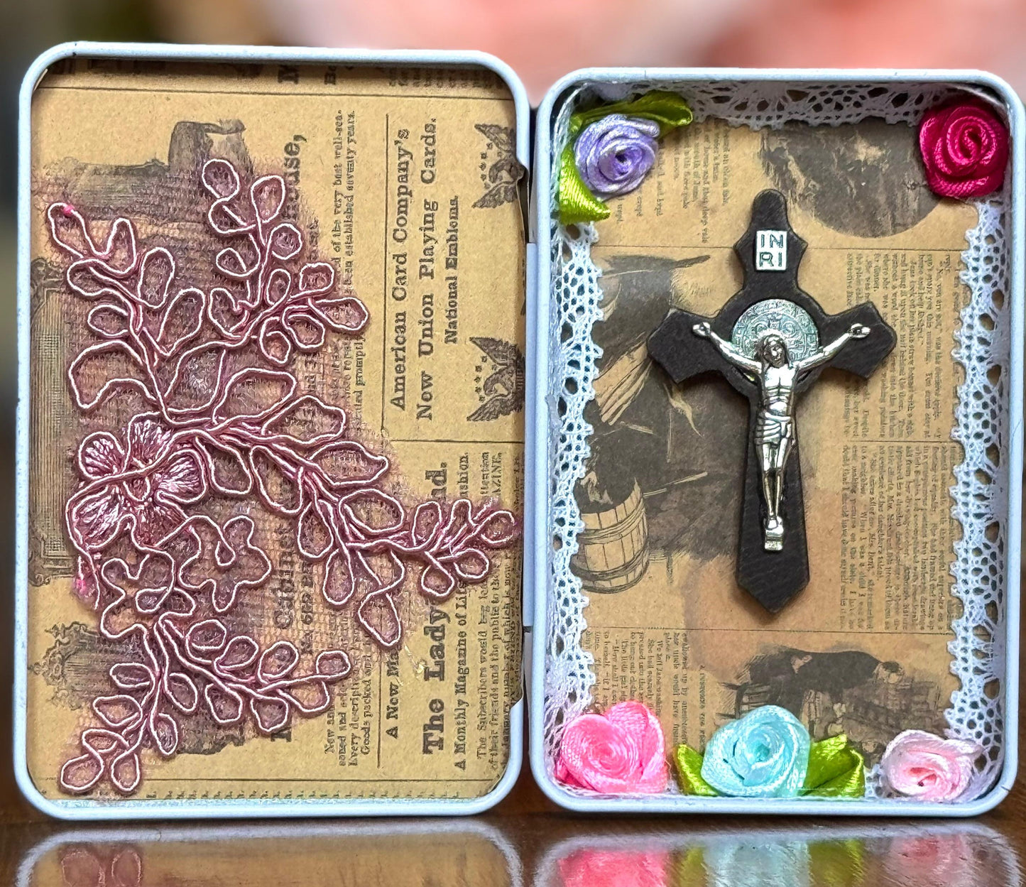 Portable Unique Design Shrine Jesus