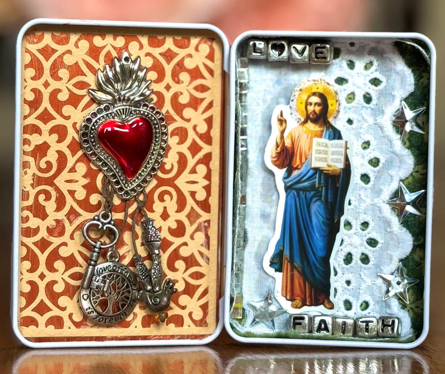 Portable Unique Design Shrine Sacred Heart